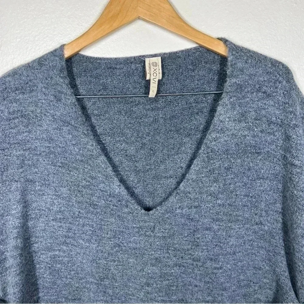 XCVI Womens Gray Vneck Kerby Sweater Vest Cooled Cinder Size Large Tie Details